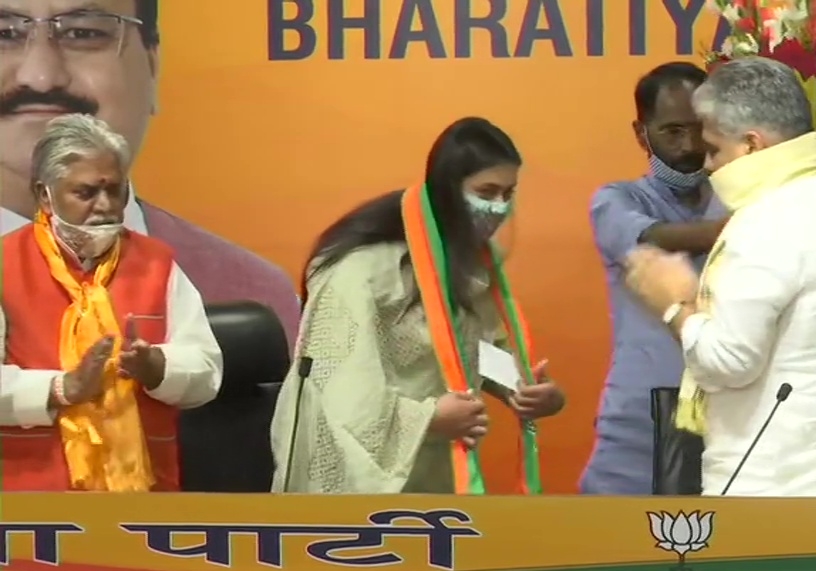 Shooter Shreyasi Singh, daughter of ex-union minister, joins BJP