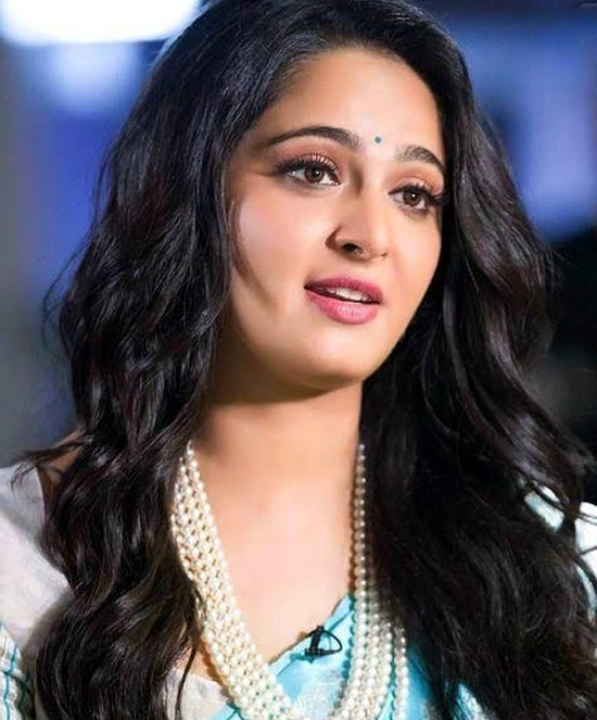 Anushka Shetty talks about working with Prabhas again, breaks silence on viral wedding photo