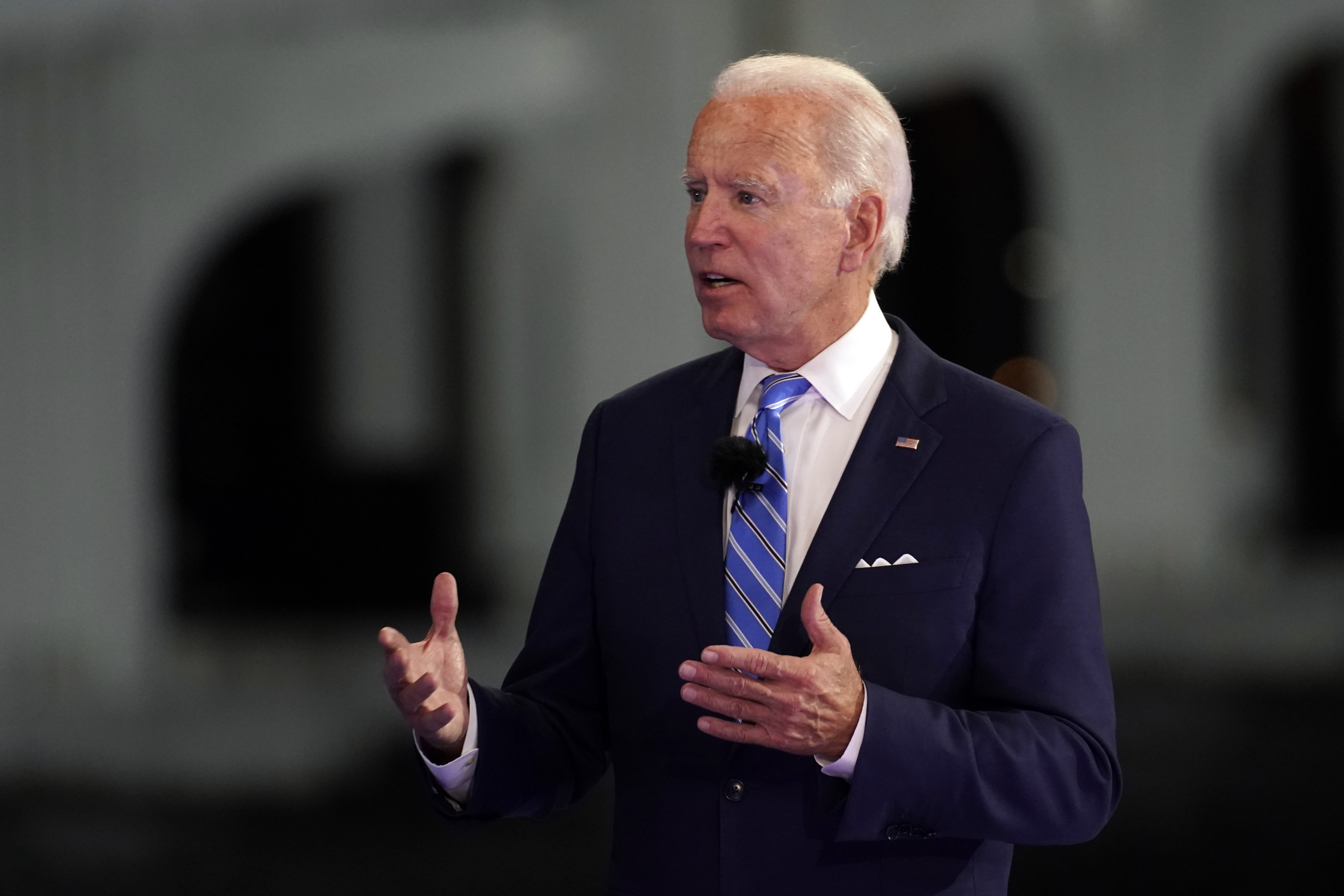 Biden aims to expand map