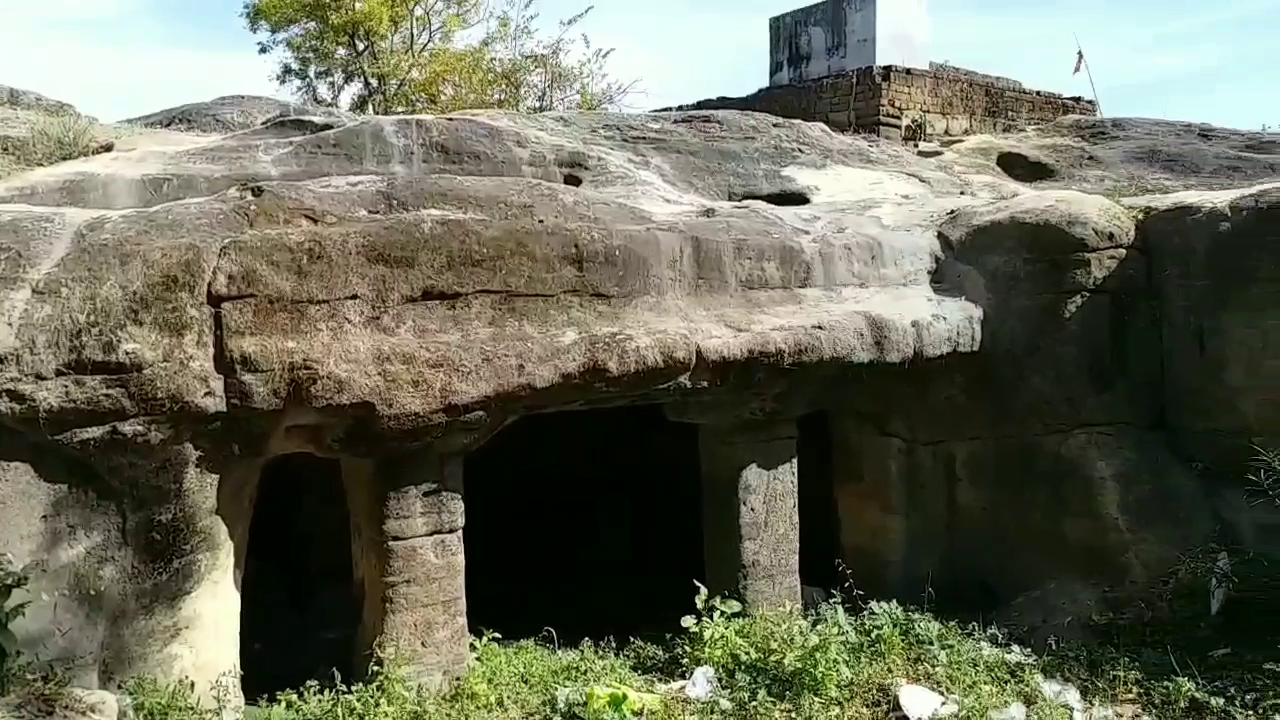 lakhwariya caves