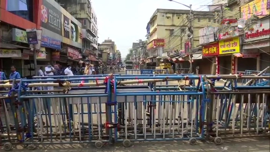 Lathi-charge by Police to stop BJP workers in Dunkuni