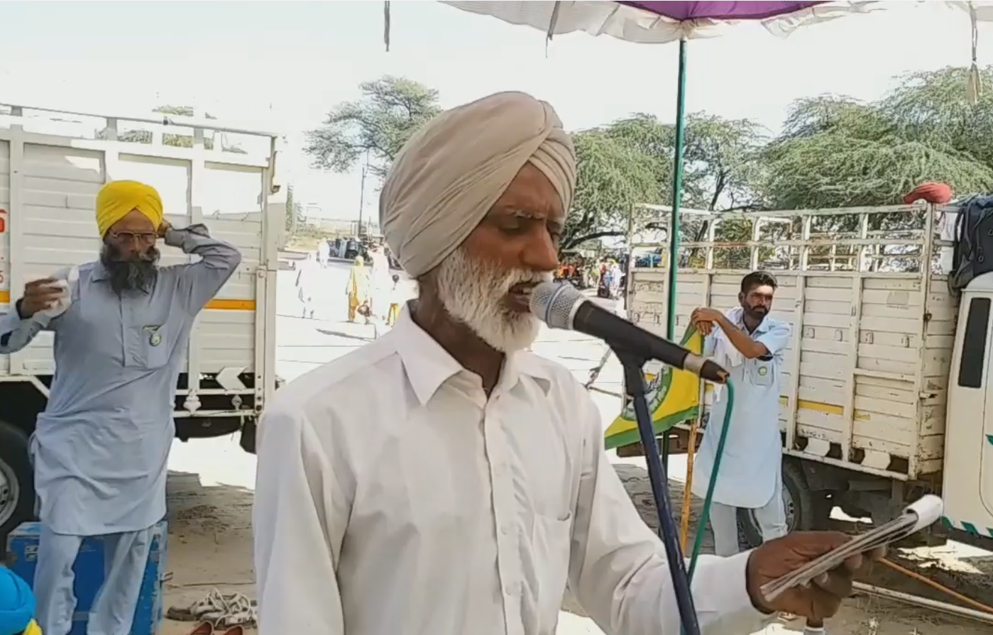 Revolutionary singer Ajmer Akalia mobilizes people through his songs