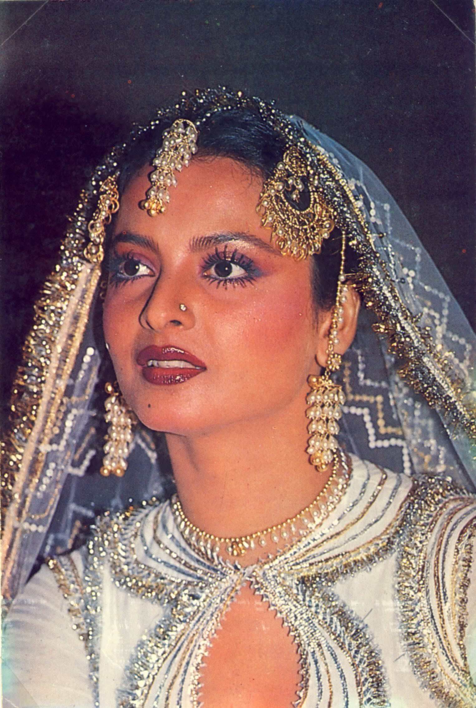 REKHA BIRTHDAY-SPECIAL