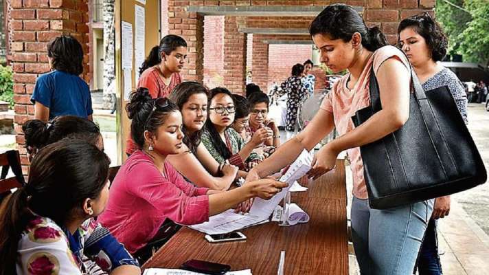 Admission process in Delhi University today