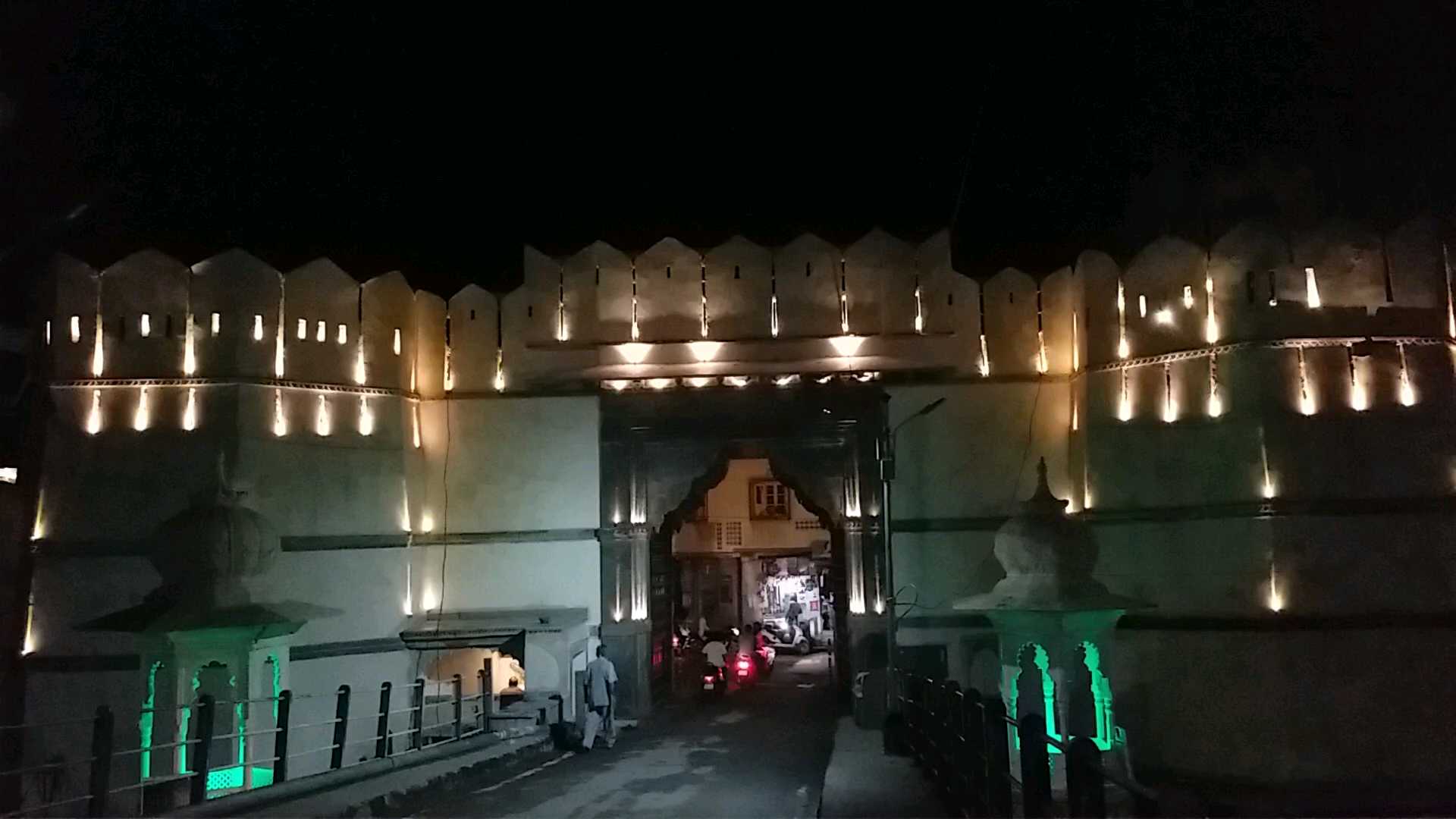 tourist places  Lighting at Udaipur, tourist places