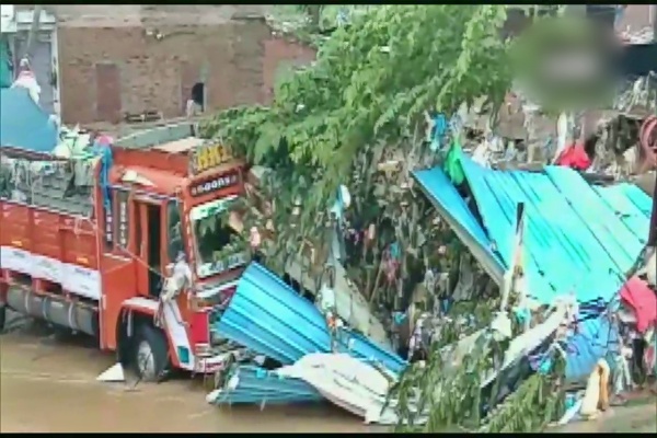 Wall of a house collapsed in Gaganpahad area of Shamshabad last night