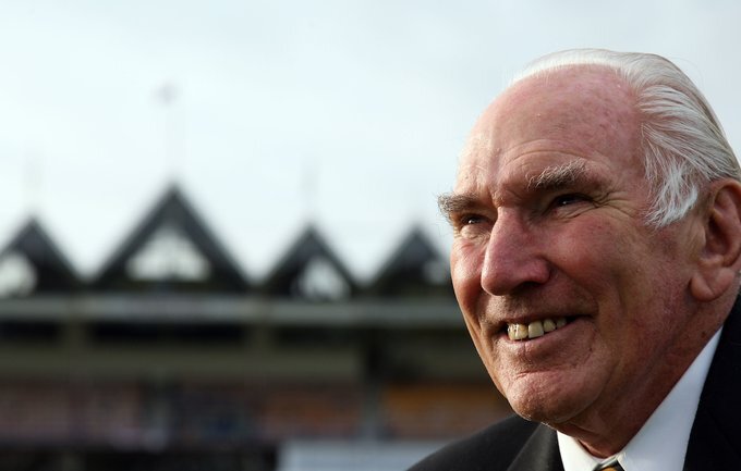 NZ's oldest surviving Test cricketer John Reid