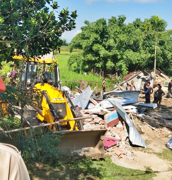 Eviction in barsala of sonitpur assam etv bharat news