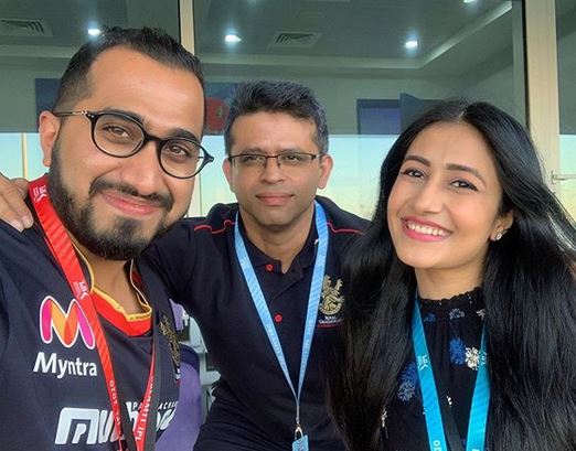 yuzvendra chahal fiancee dhanashree verma cheered rcb in a match against kkr