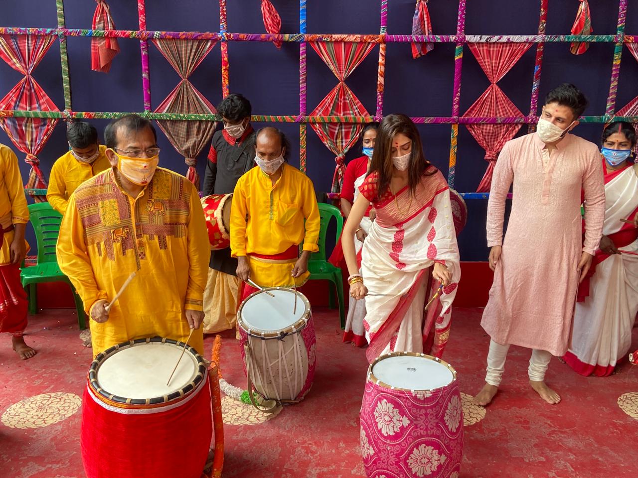 TMC MP Nusrat Jahan dances to traditional dhakis on Durga Puja Maha Ashtami