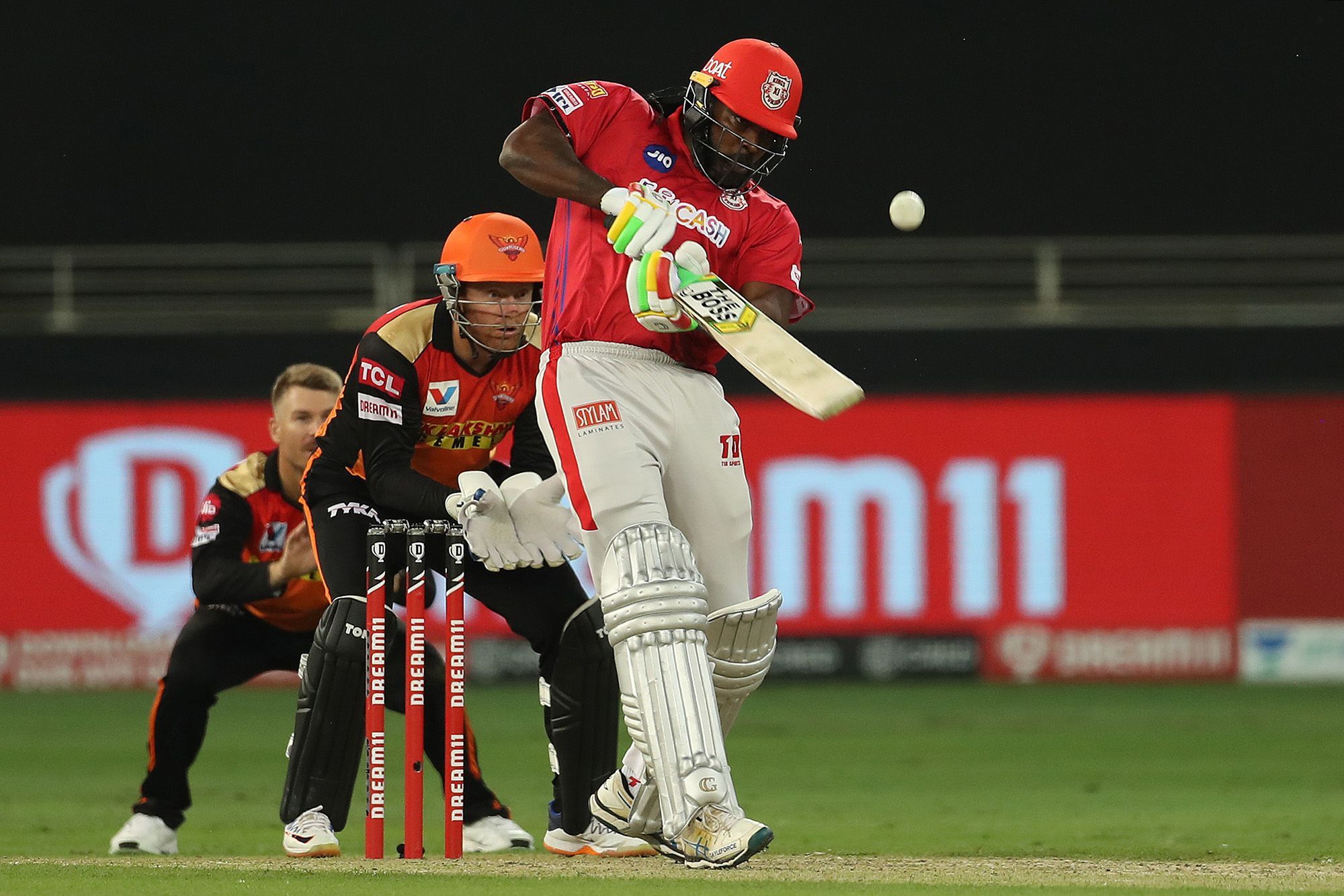 IPL 2020: KXIP vs SRH mid innings