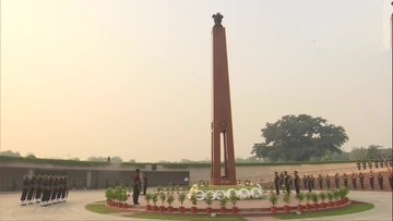 chief-of-defence-staff-cds-general-bipin-rawat-army-chief-general-manoj-mukund-naravane-pay-tribute-at-national-war-memorial-on-infantry-day