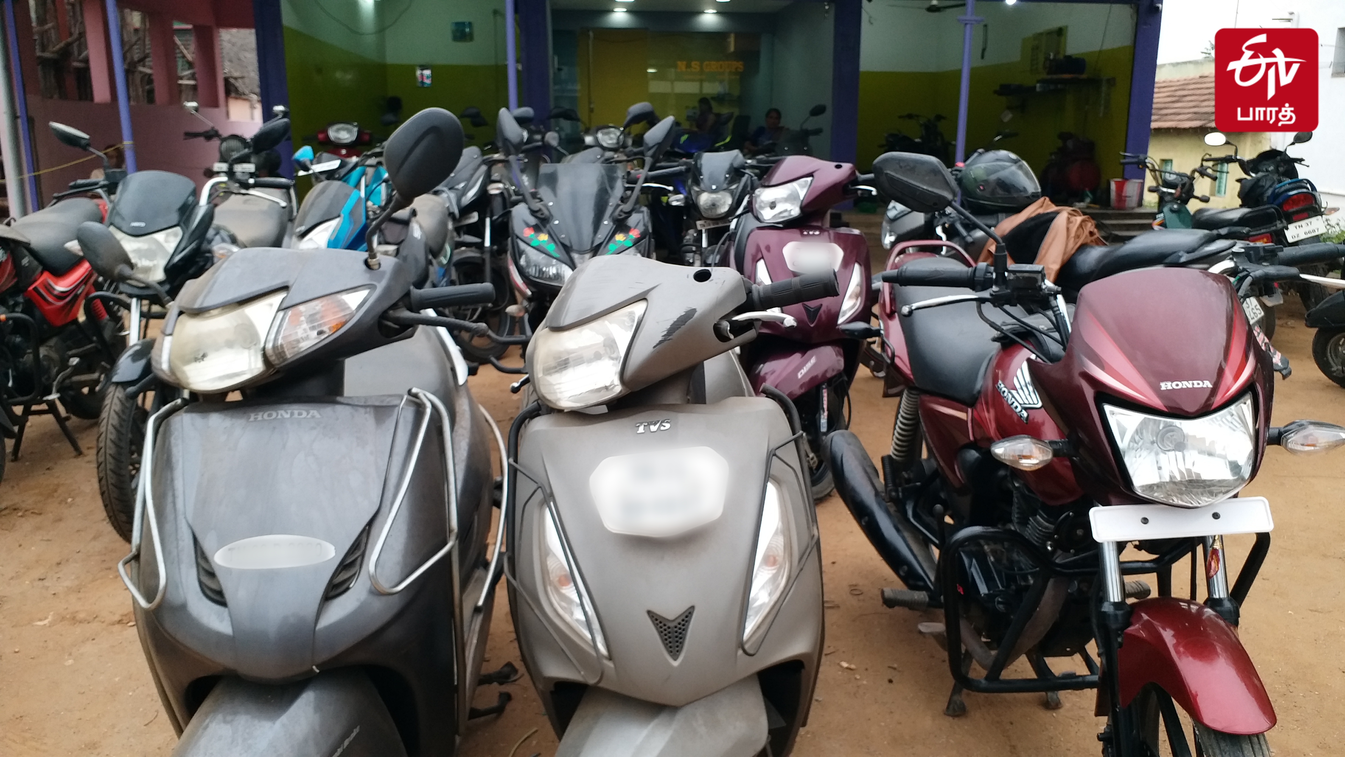 old two wheelers sales increase