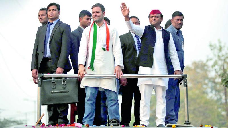 राहुल और अखिलेश पर पीएम ने साधा निशाना