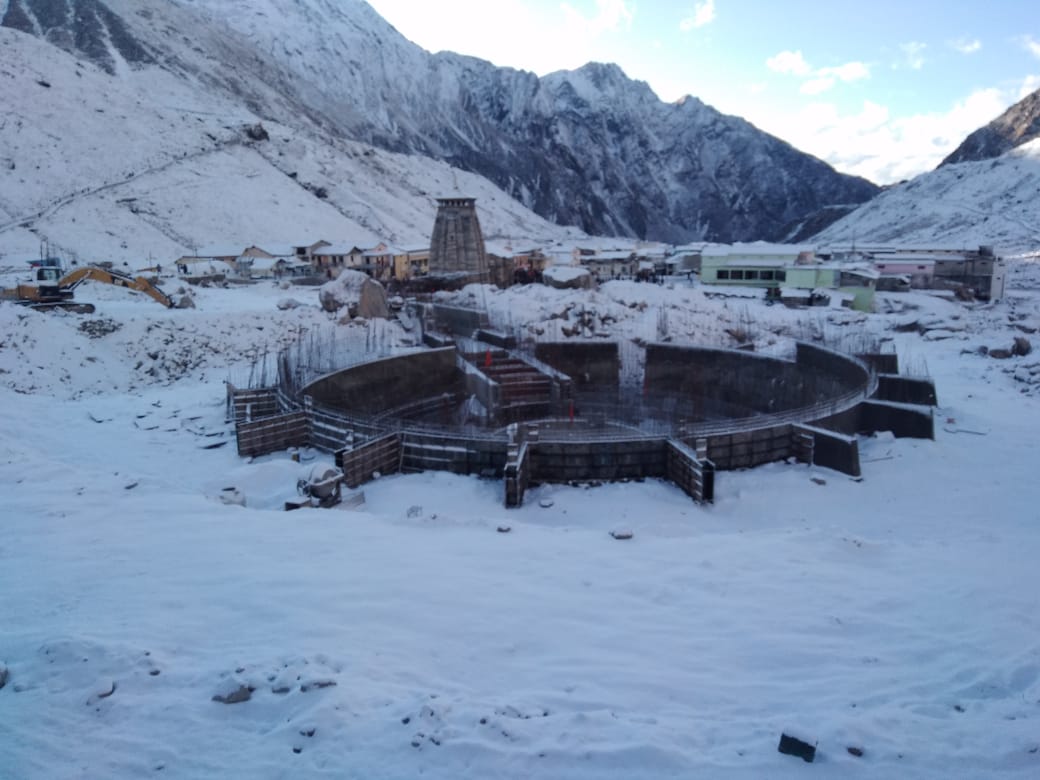 Kedarnath in Uttarakhand receives fresh snowfall