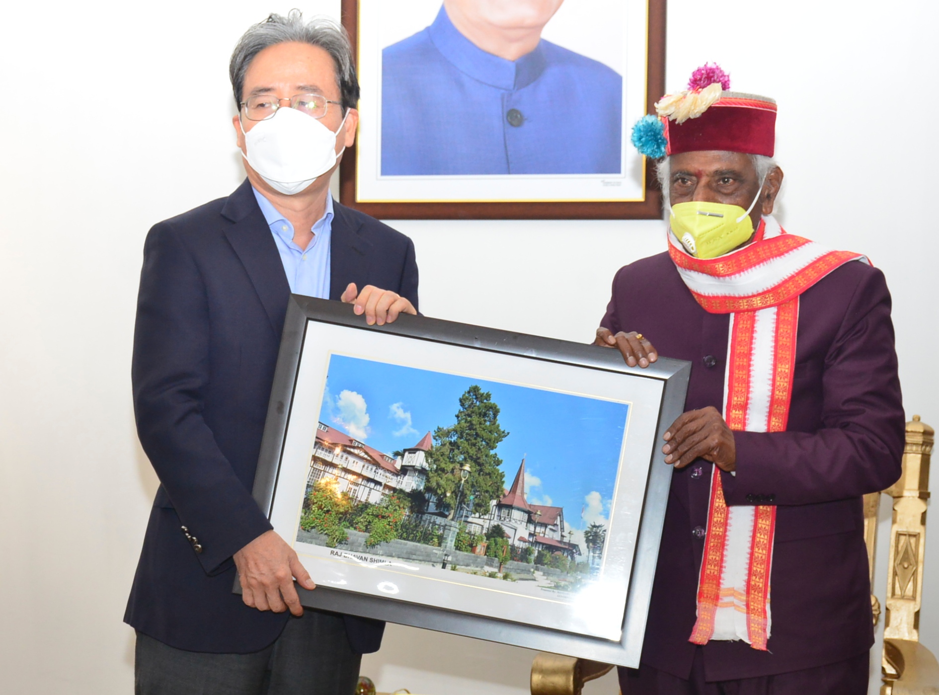 KOREAN AMBASSADOR MEET GOVERNER BANDARU DATTATREYA in Shimla Raj Bhawan