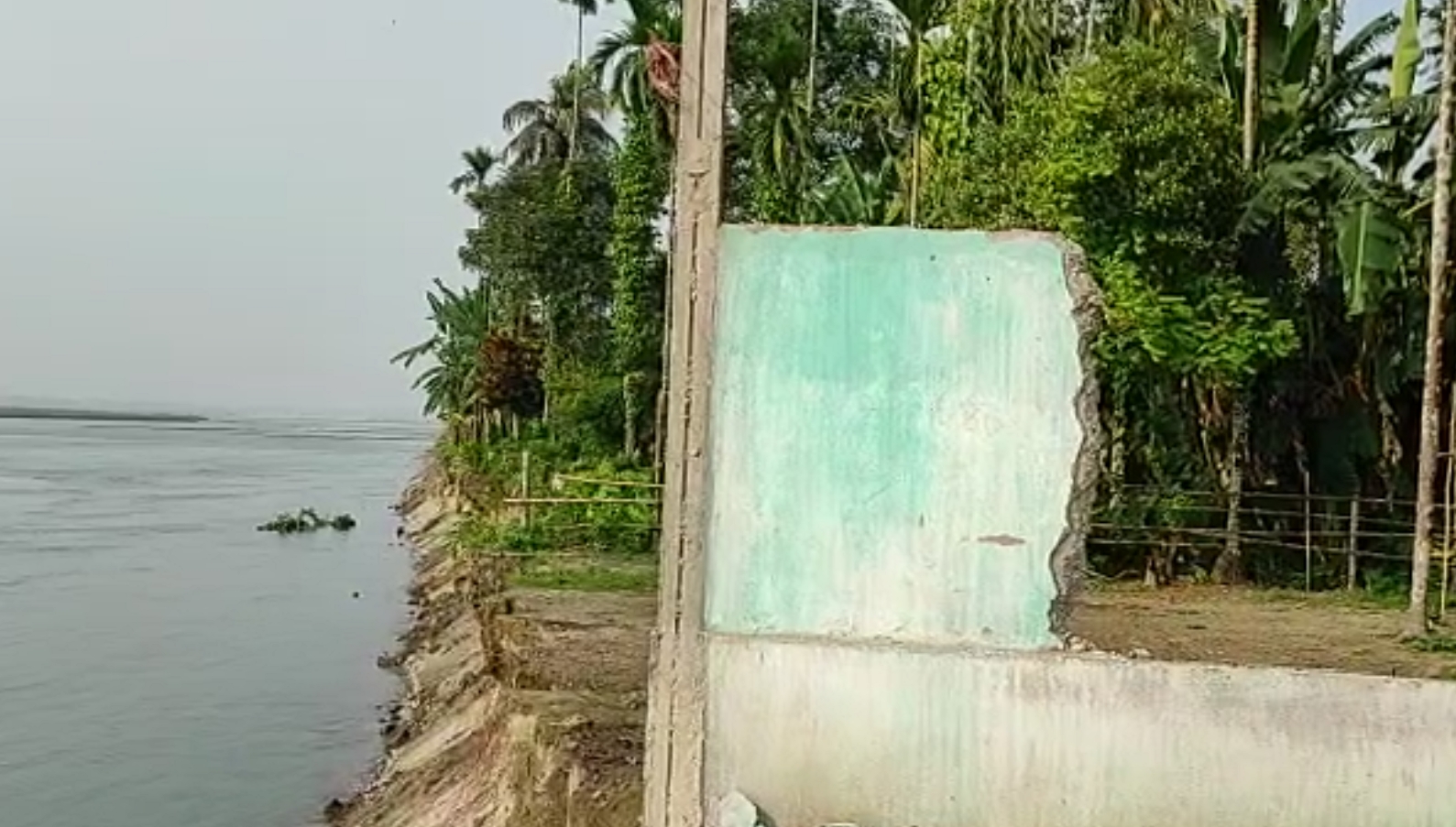 erosion-at-baksa-barpeta-victim-requesting-for-help