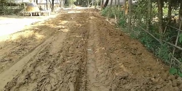 ZPC of mancacher district build road by own money