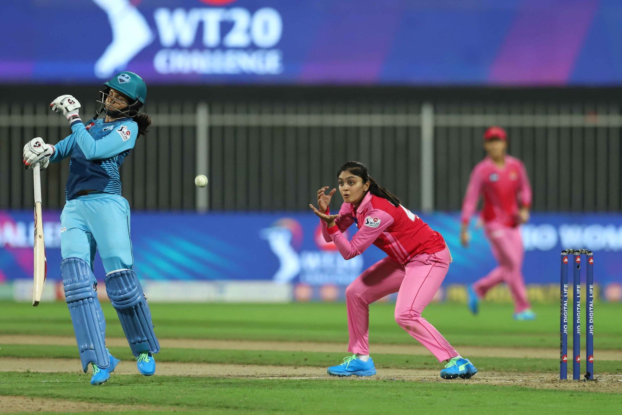 WOMEN T20 CHALLENGE: SUPERNOVAS vs TRAILBLAZERS , FINAL