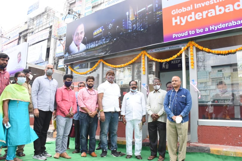 mayor bonthu rammohan started ac bus shelters in dilsukhnagar