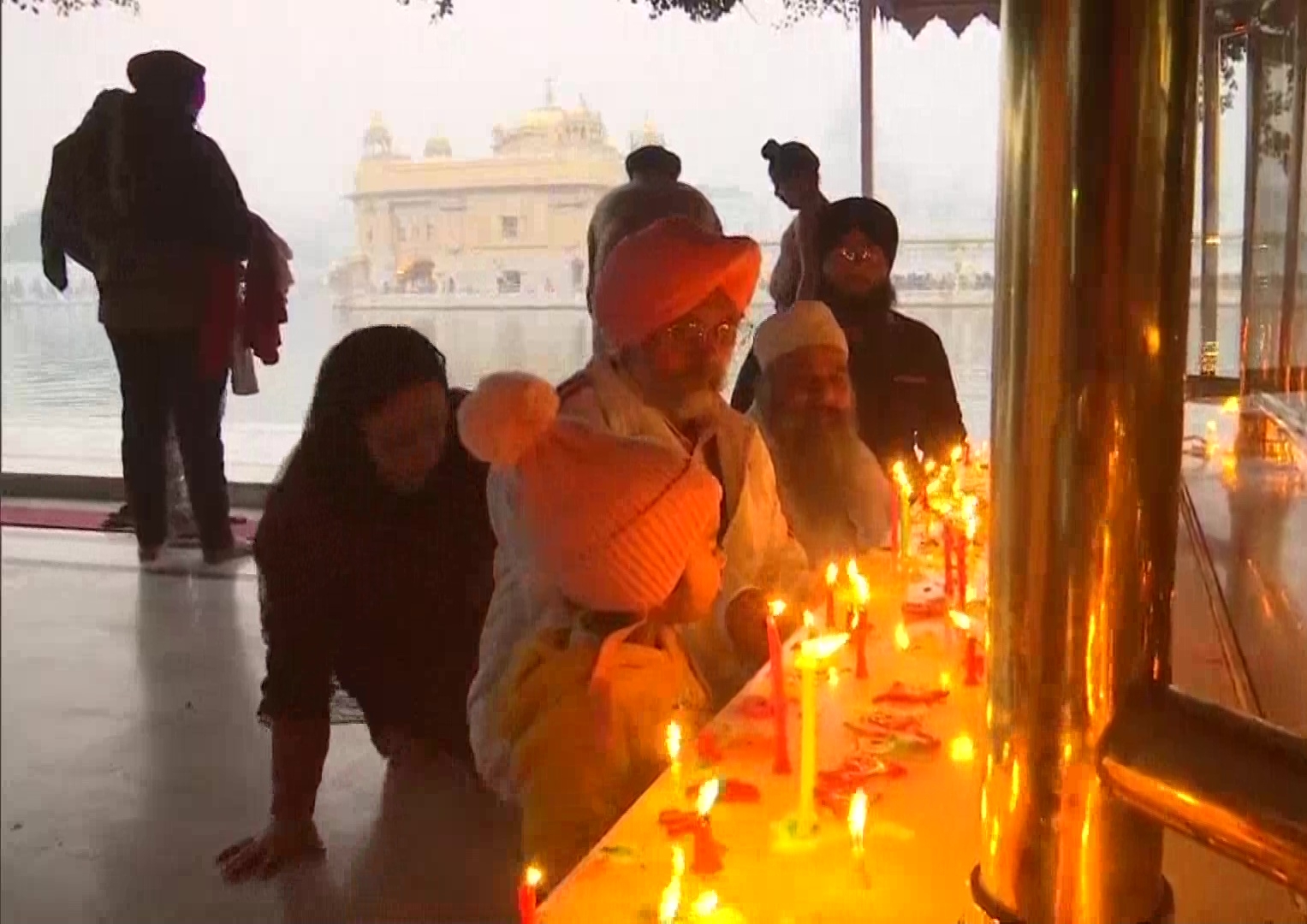 PM Modi greets people on Diwali