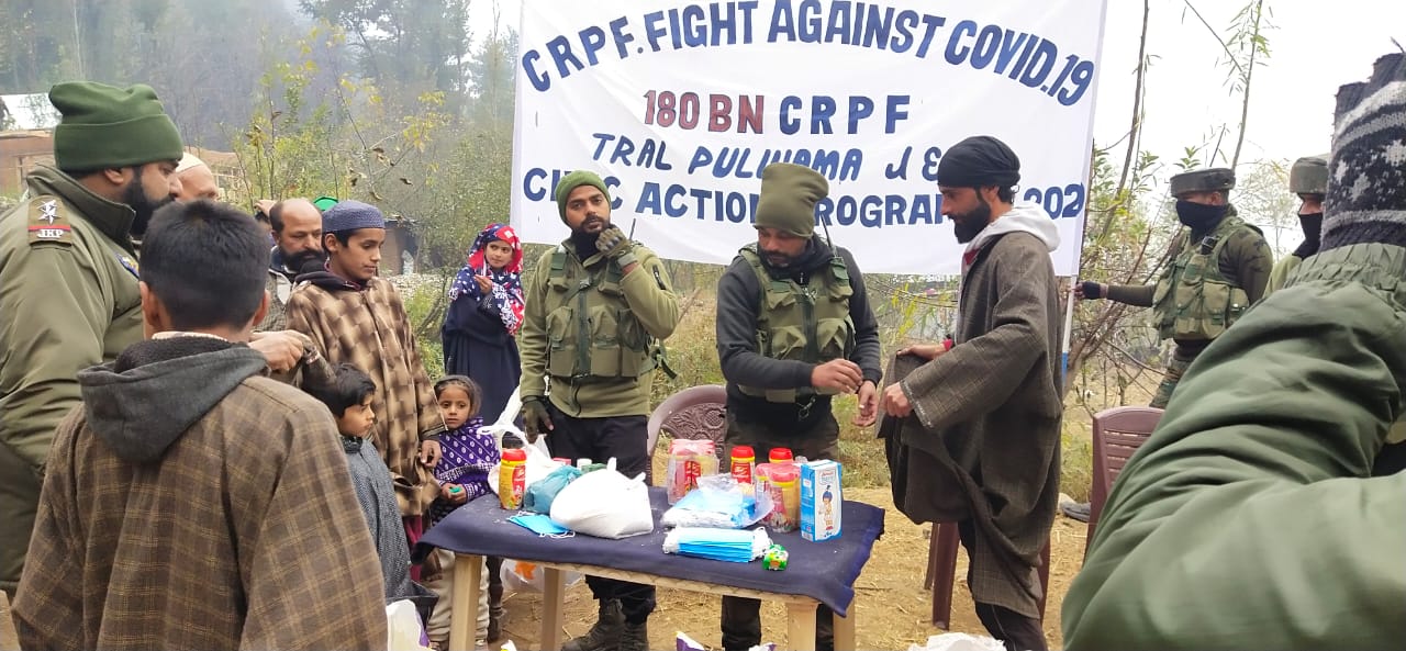 CRPF Distributed Food kits among needy in Tral