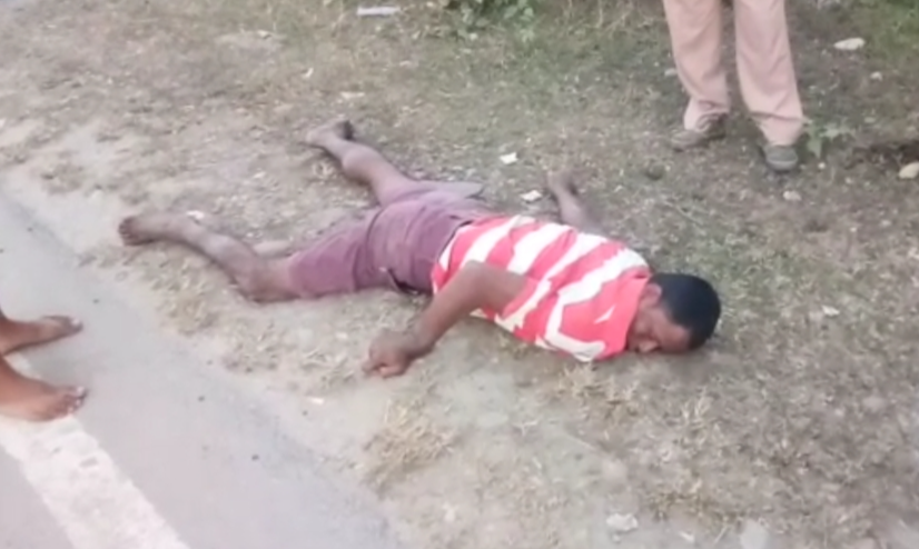 as_bak_road_accident_at _tamulpur_img_AS10037