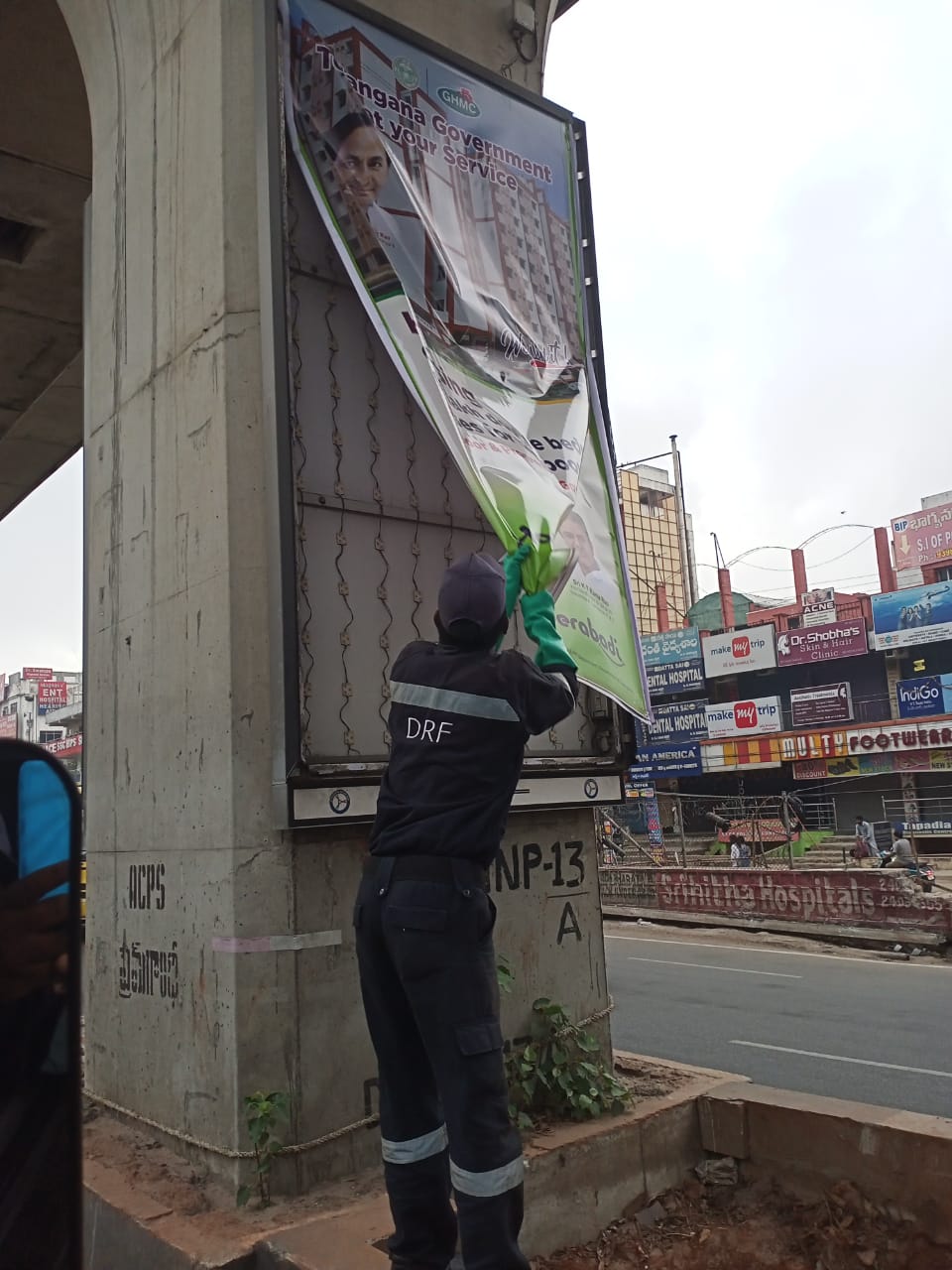 more than five thousand flexi and banners removed in greater hyderabad