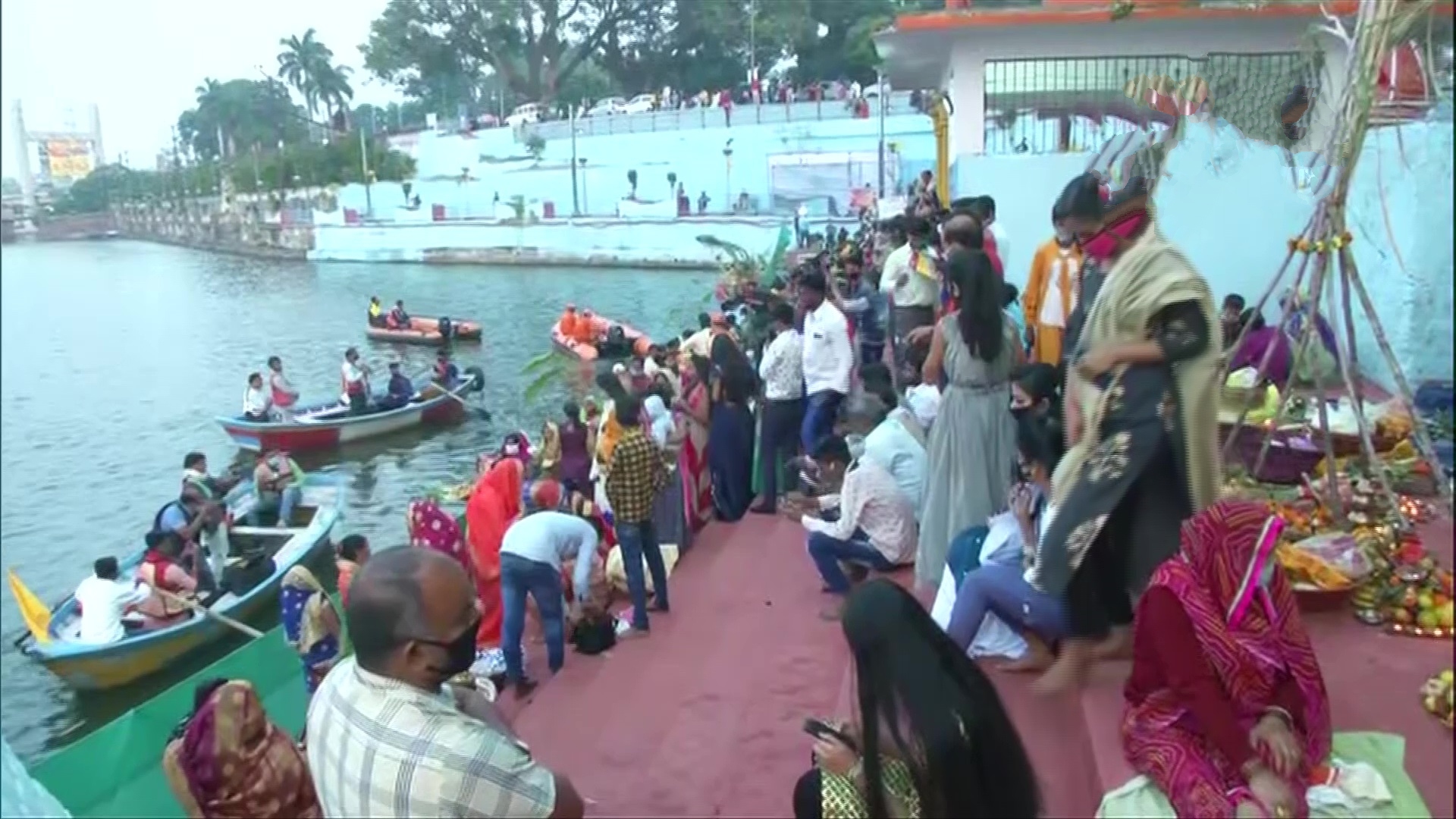 PM Modi greets people on Chhath
