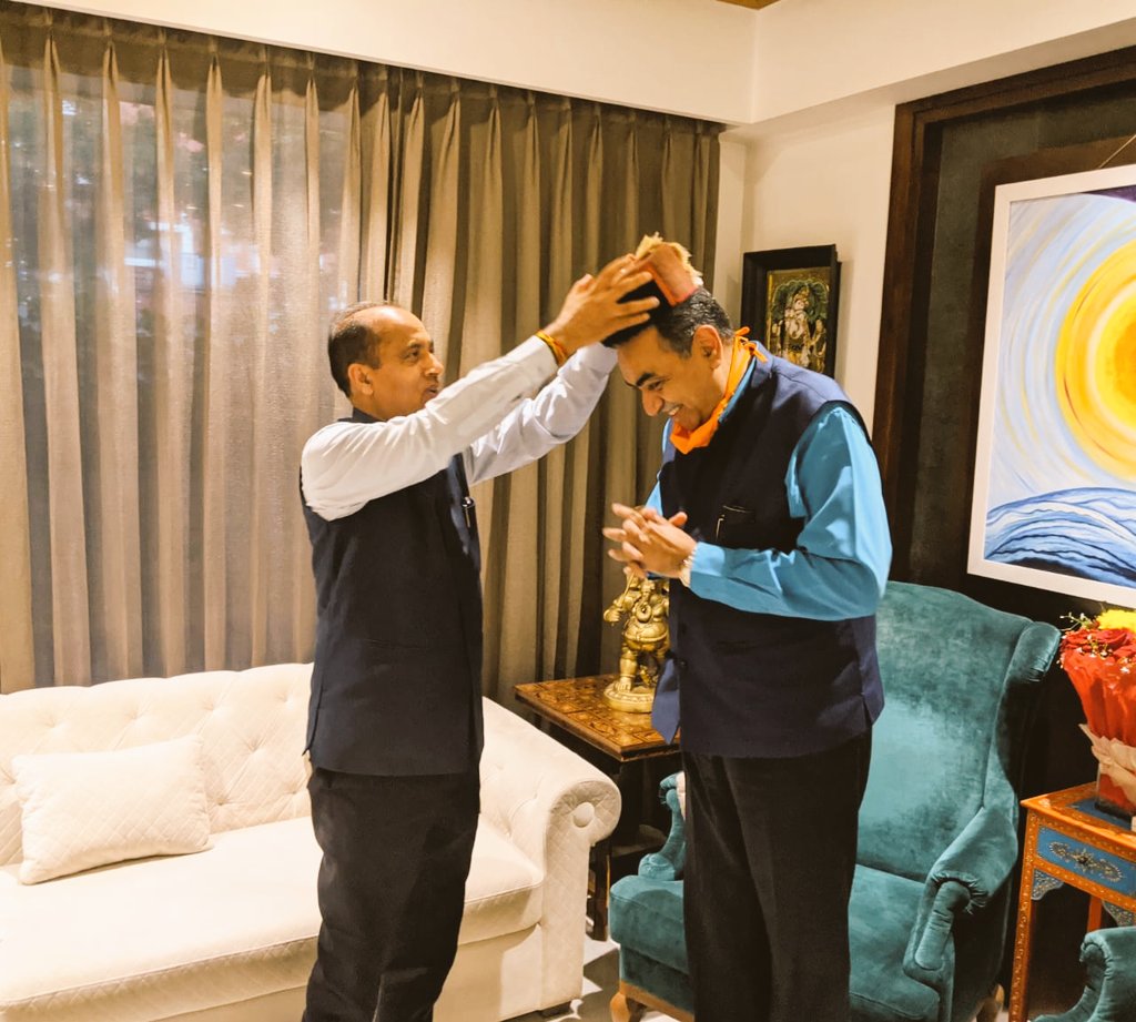 Jairam Thakur met Sanjay Tandon