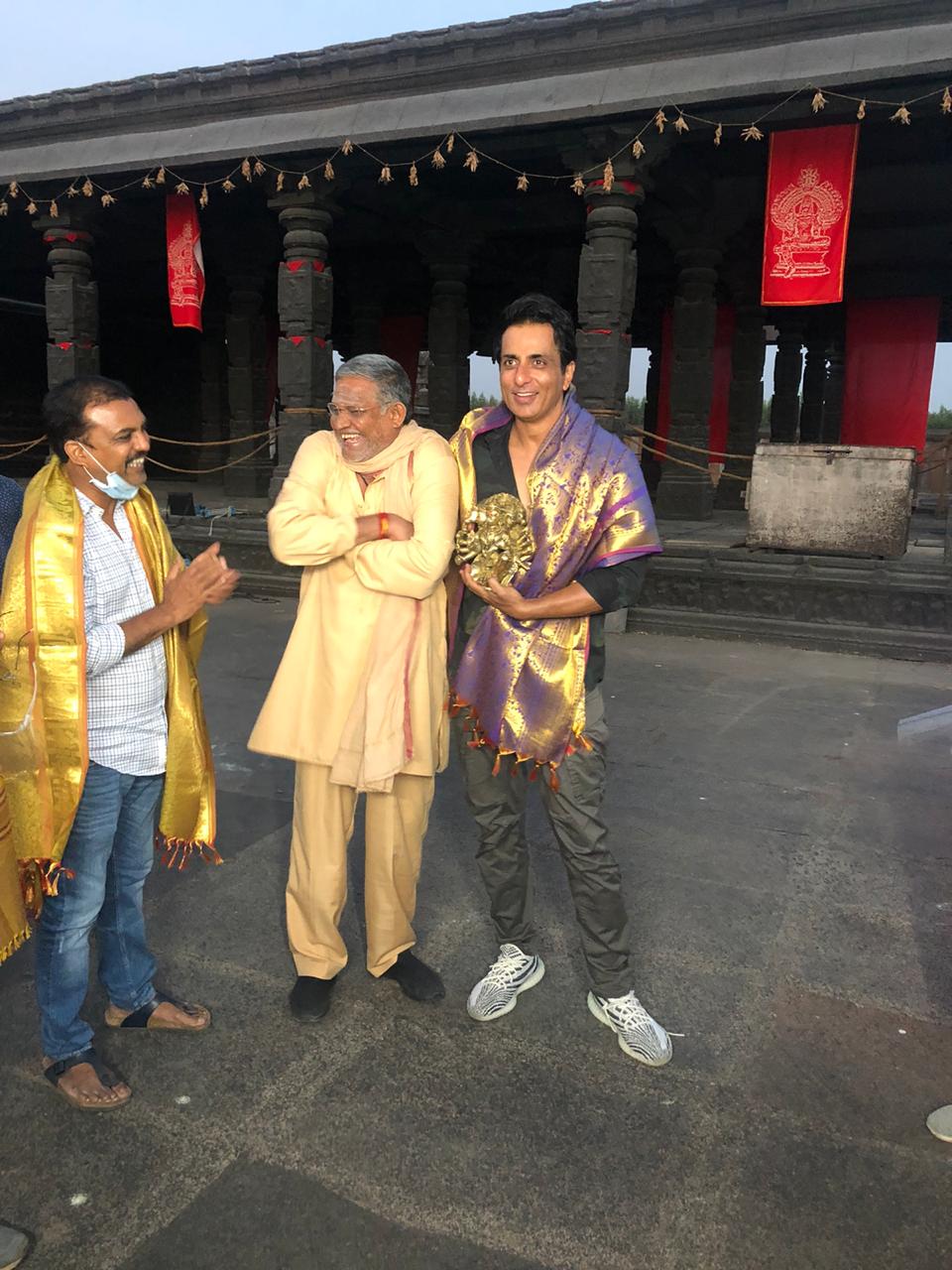 Tanikella Bharani and siva koratala felicitated SonuSood on the sets of Acharya