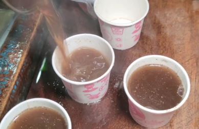 Herbal tea shopkeeper in Balasore famoused by making herbal tea