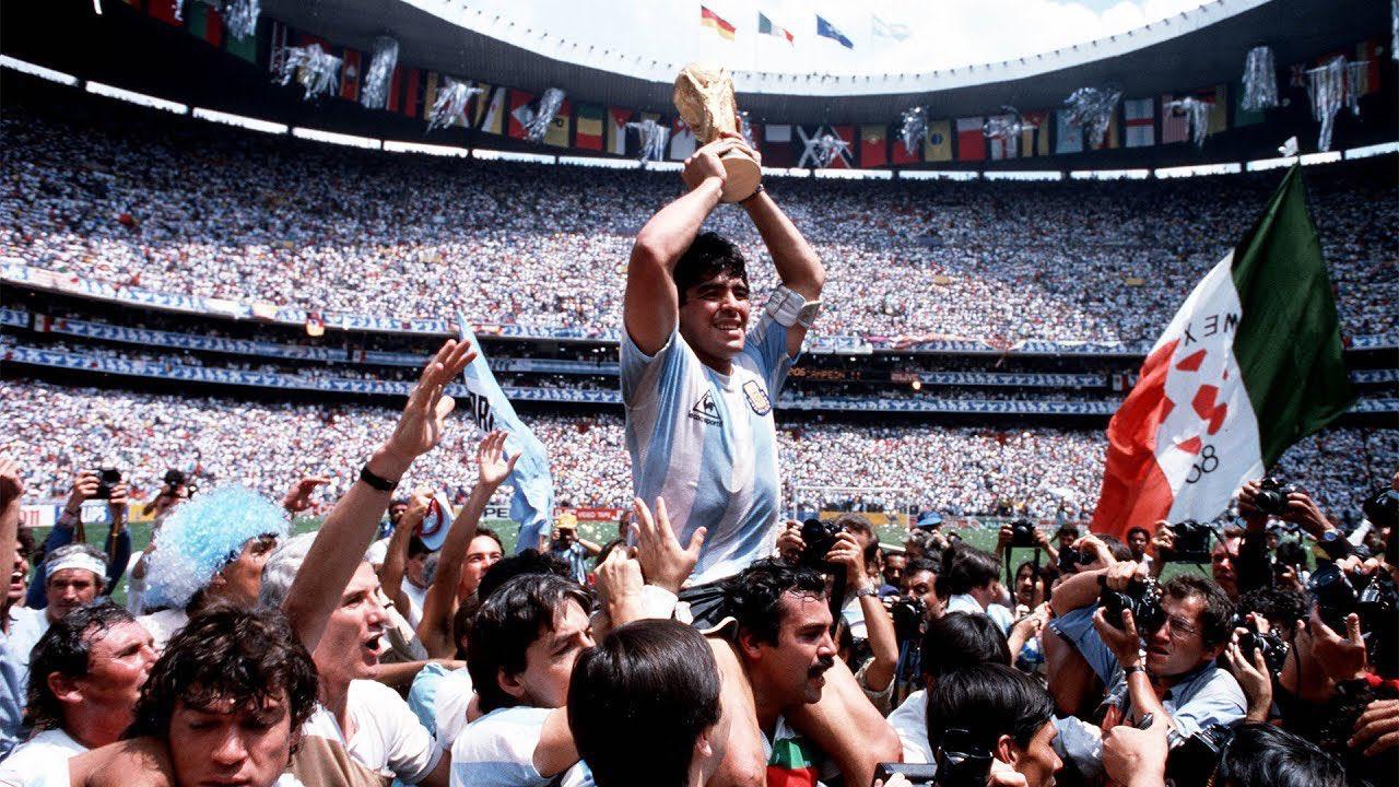 football legend maradona