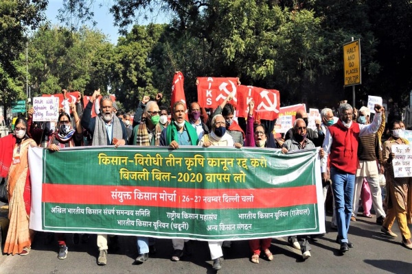 Solidarity protest at Jantar Mantar by farmer organisations