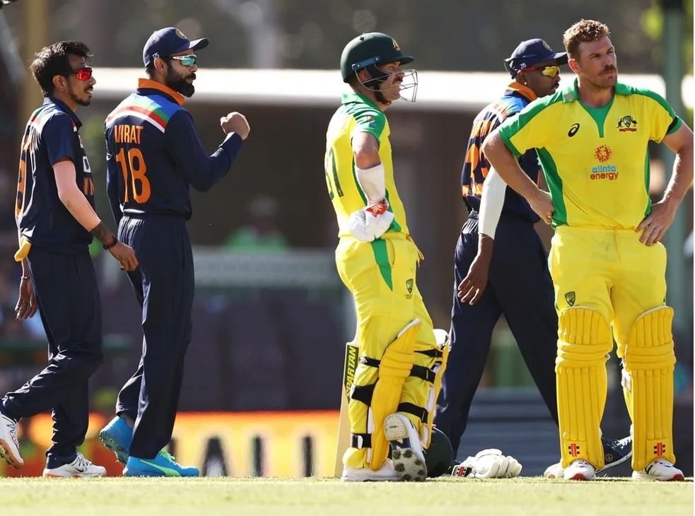 AUSvsIND: two protesters invaded the ground during Sydney ODI