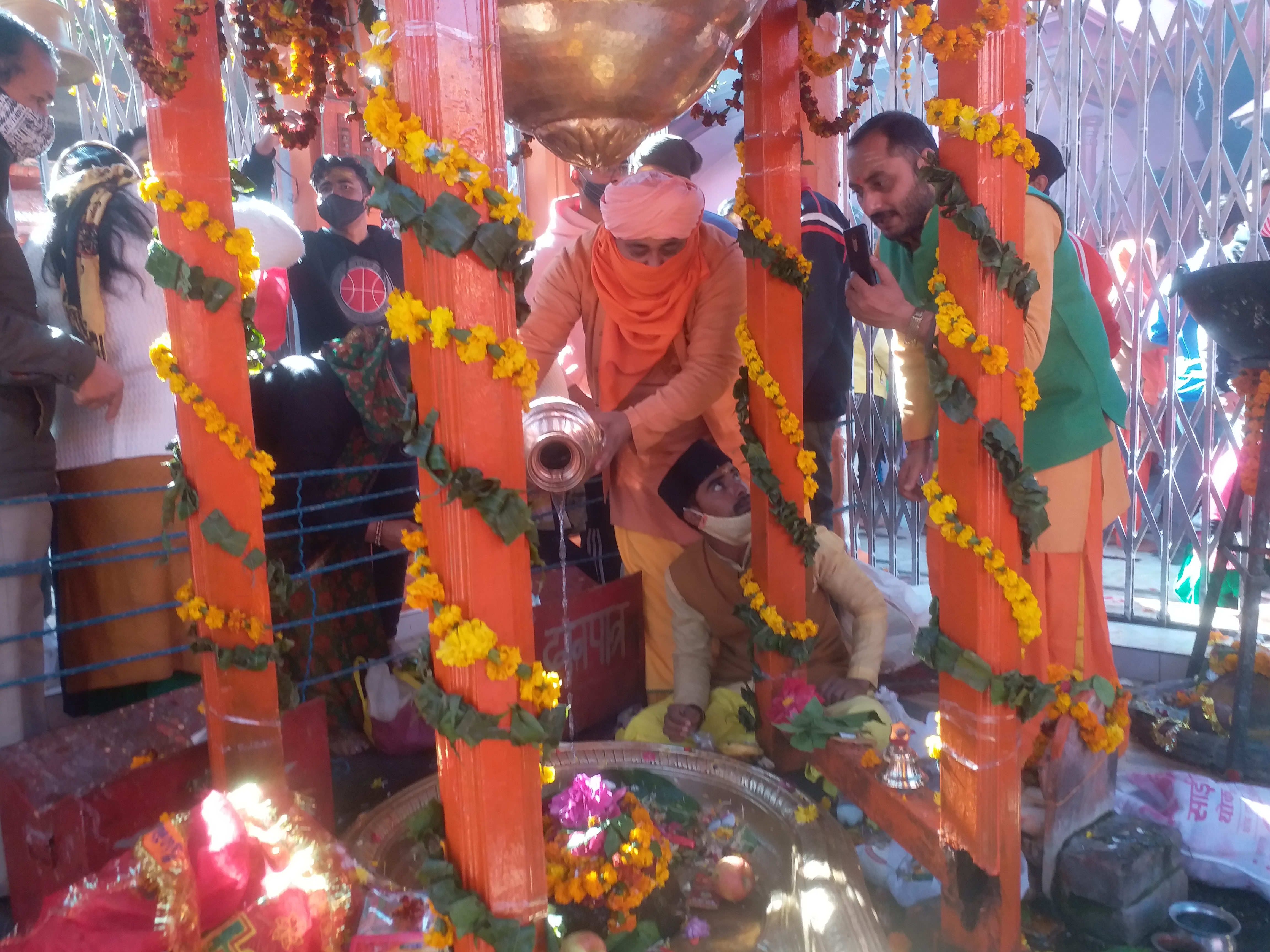 srinagars-kamleshwar-temple