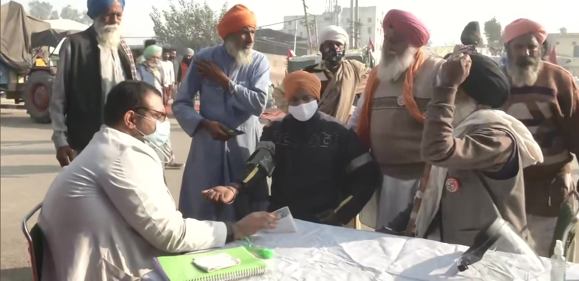 Medical check-up camp being set up at Singhu Border