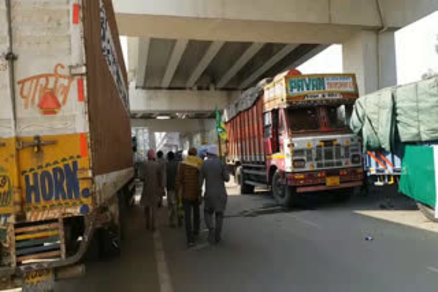 farmer protest at delhi haryana singhu border