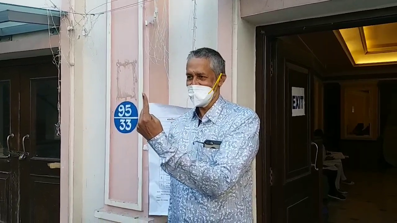 film producer ashok kumar casted his vote