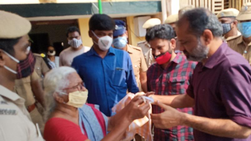 பேரறிவாளன் விடுதலை வழக்கு : வழக்குரைஞர் பாலாஜி ஸ்ரீநிவாசன் அரசின் நிலைப்பாட்டை உறுதியாக எடுத்துரைக்கவில்லை!