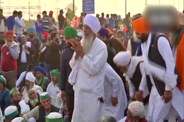 Farmers from Bilaspur, Uttarakhand reach Ghazipur border