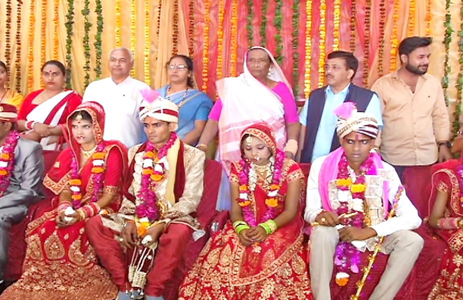 transgender neetu mousi of bharatpur, Neetu Mausi getting poor girls married