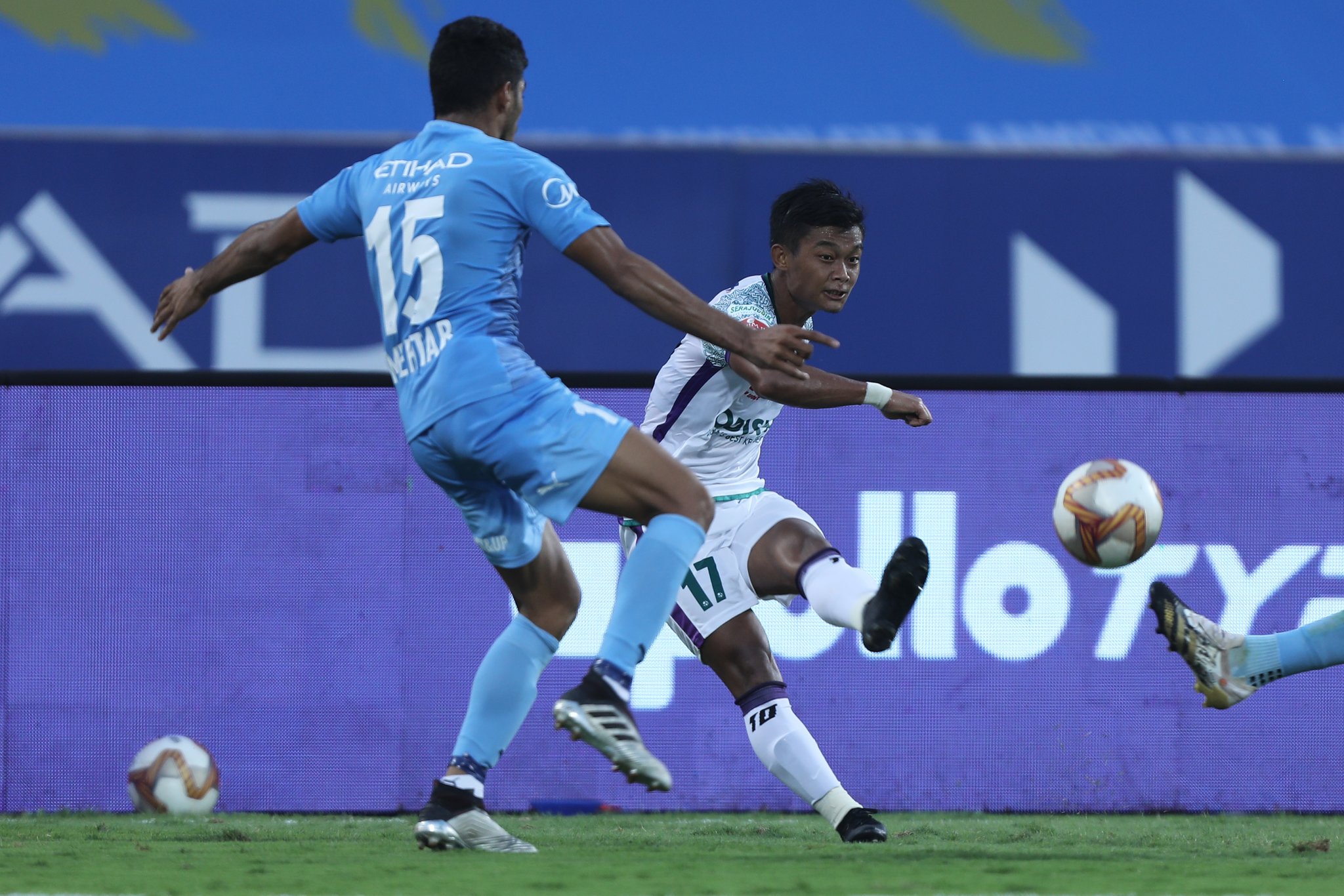 ISL:  MCFC vs OFC; Ogbeche, Borges set up 2-0 win for Mumbai against Odisha