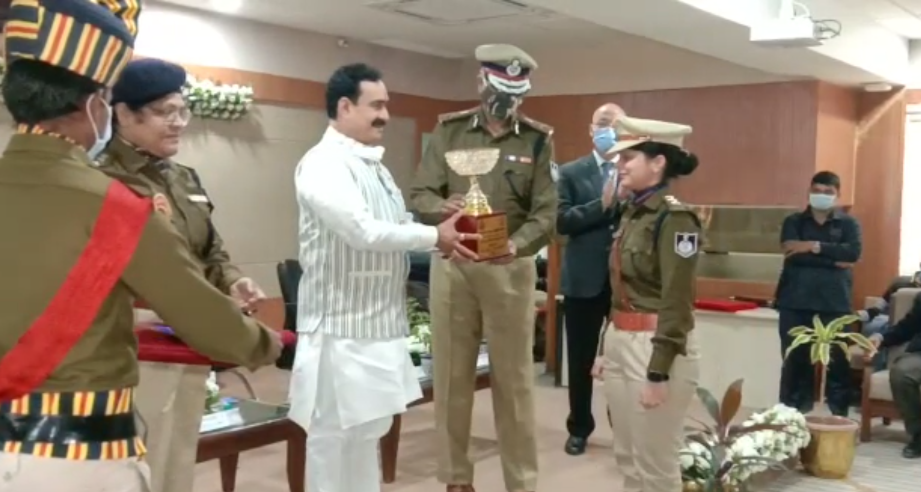 Home Minister Narottam Mishra honored officers