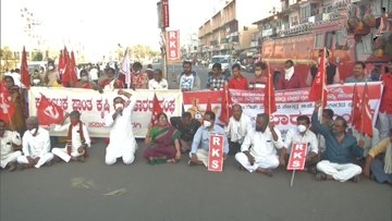 agitating-farmers-call-for-bharat-bandh-today