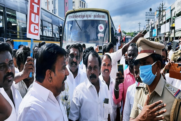 டெல்டா மாவட்டம் பாரத் பந்த்  பாரத் பந்த்  Delta District Bharat Bandh  Bharat Bandh  டெல்டா மாவட்டம் முழுக் கடையடைப்பு  All Shops Closure In Delta Districts