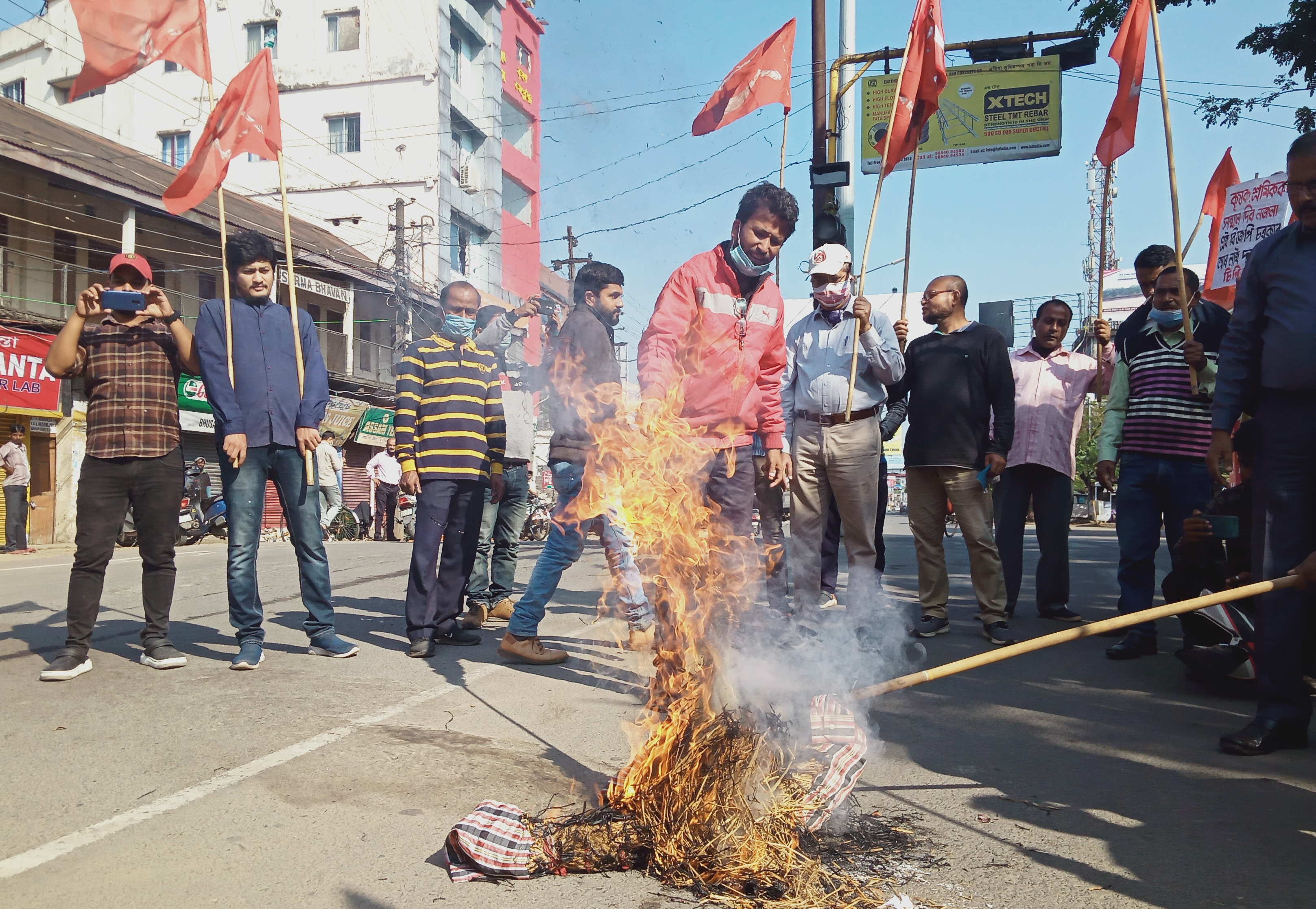 AS_jrt_bharat-bandh-impact-at-assam_img_AS10039