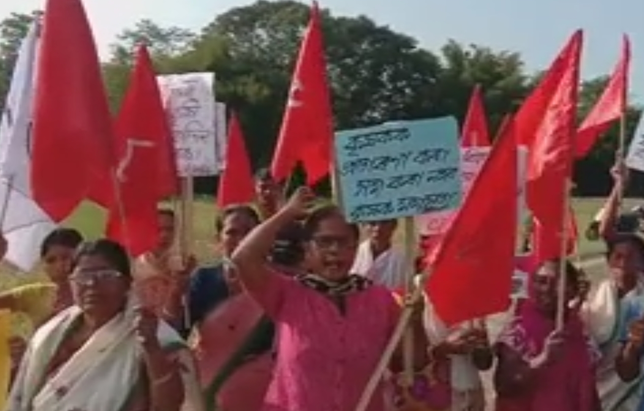 protest-against-farmer-bill-in-raha