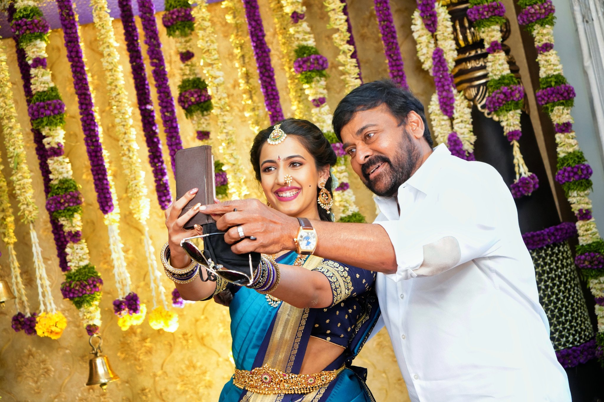 niharika with chiranjeevi