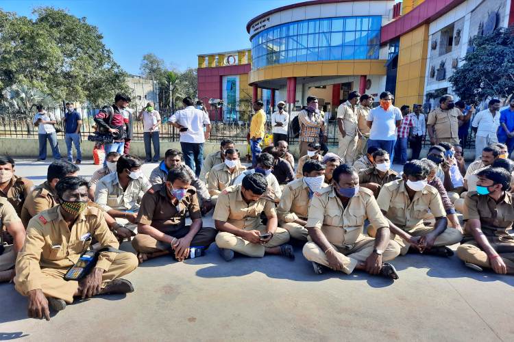 ಸಾರಿಗೆ ನೌಕರರ ಪ್ರತಿಭಟನೆ